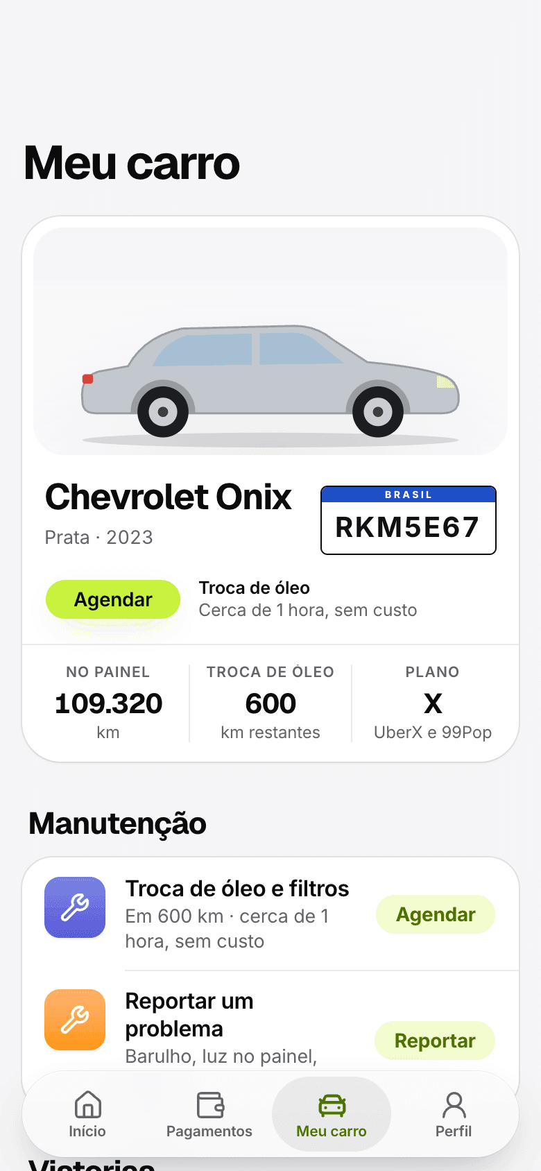 Tela Meu carro do app: o carro, a placa, a revisão e a manutenção